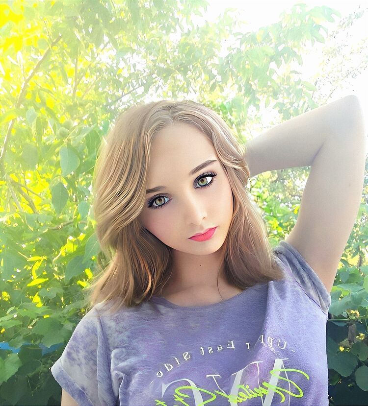   ,   Viktoria, 21 ,   ,   , c , 