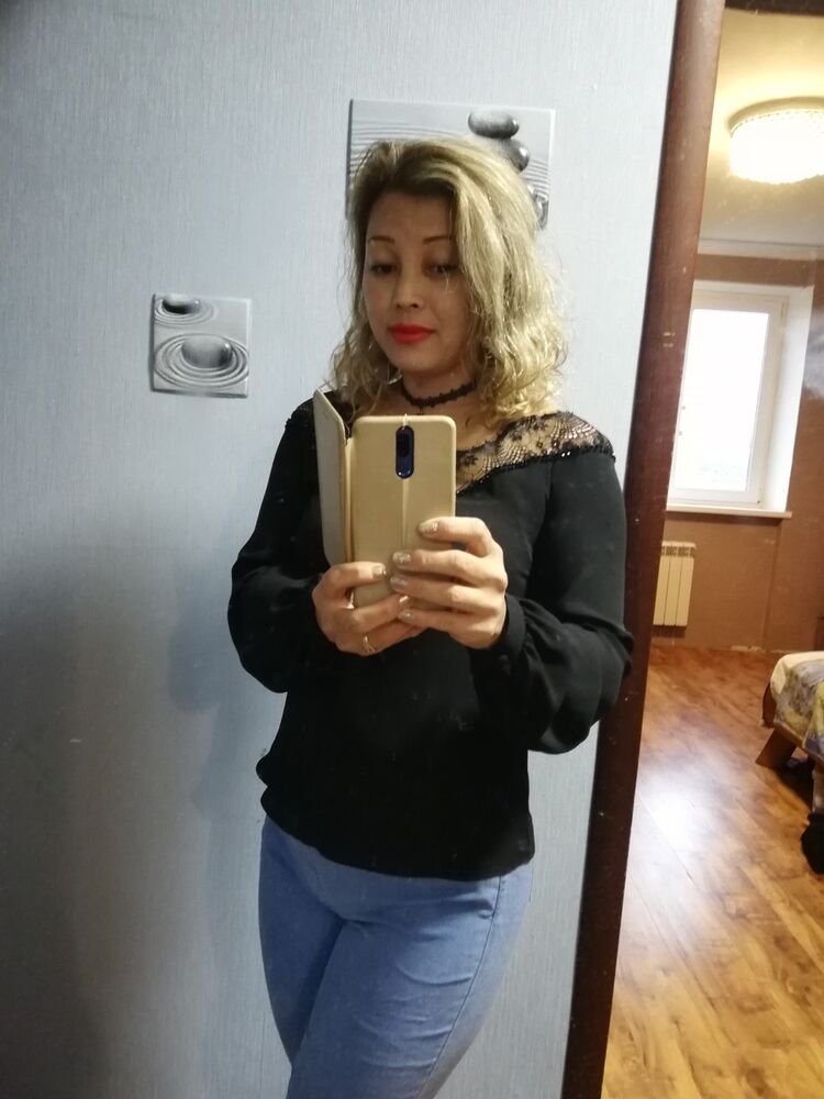  17600982  Lana, 39 ,    Ch'unch'on