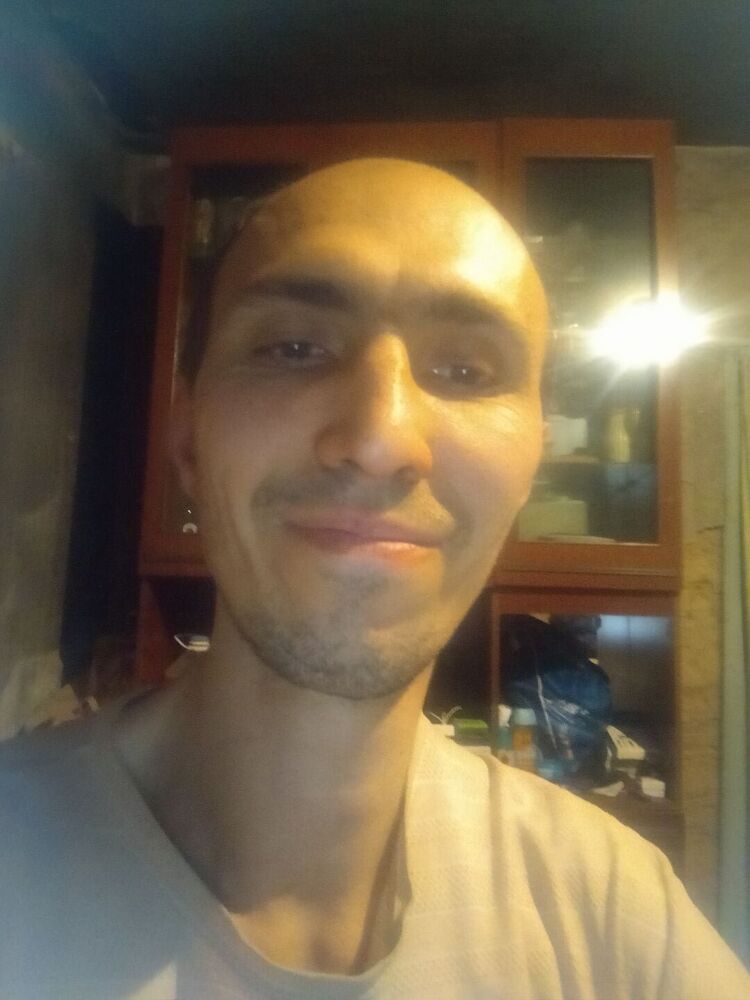  48235822  , 42 ,    