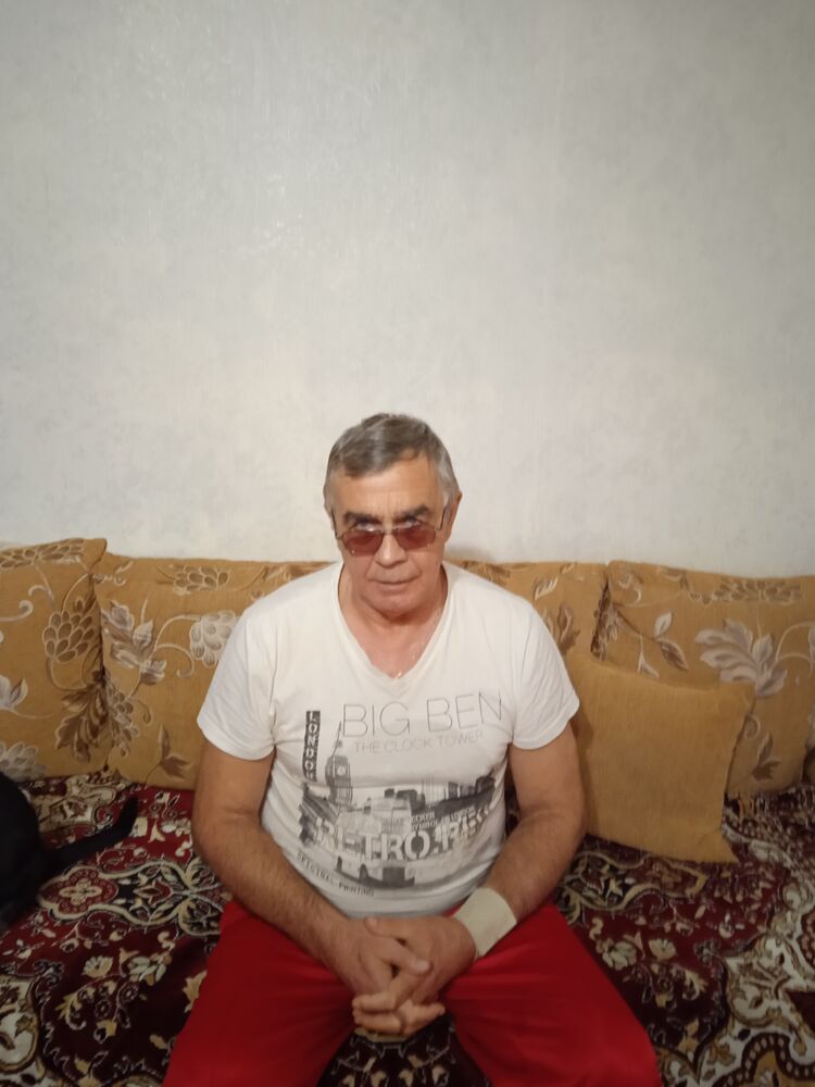  25158082  , 74 ,    