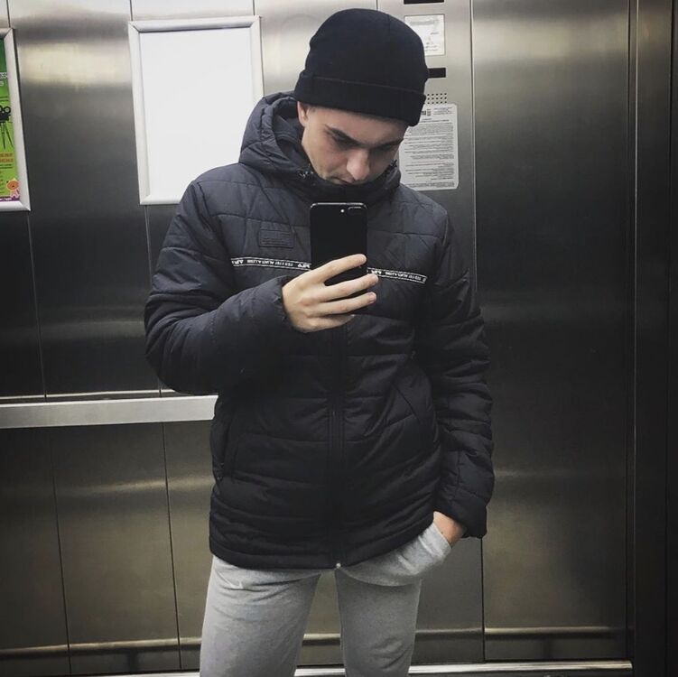  19201522  , 23 ,    