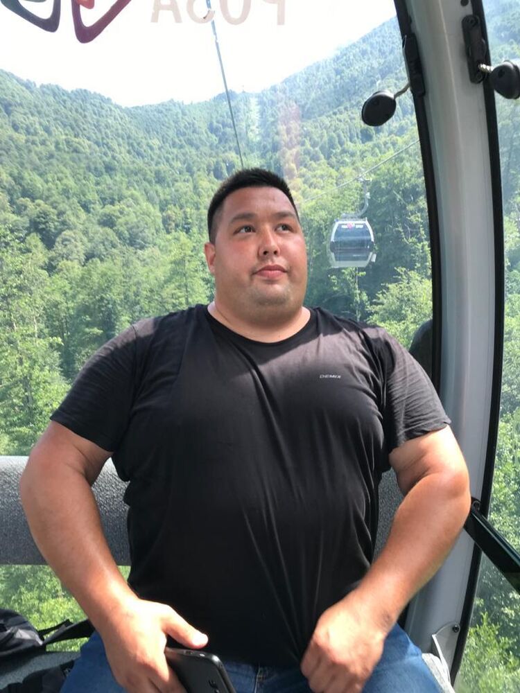   ,   Marat, 42 ,   