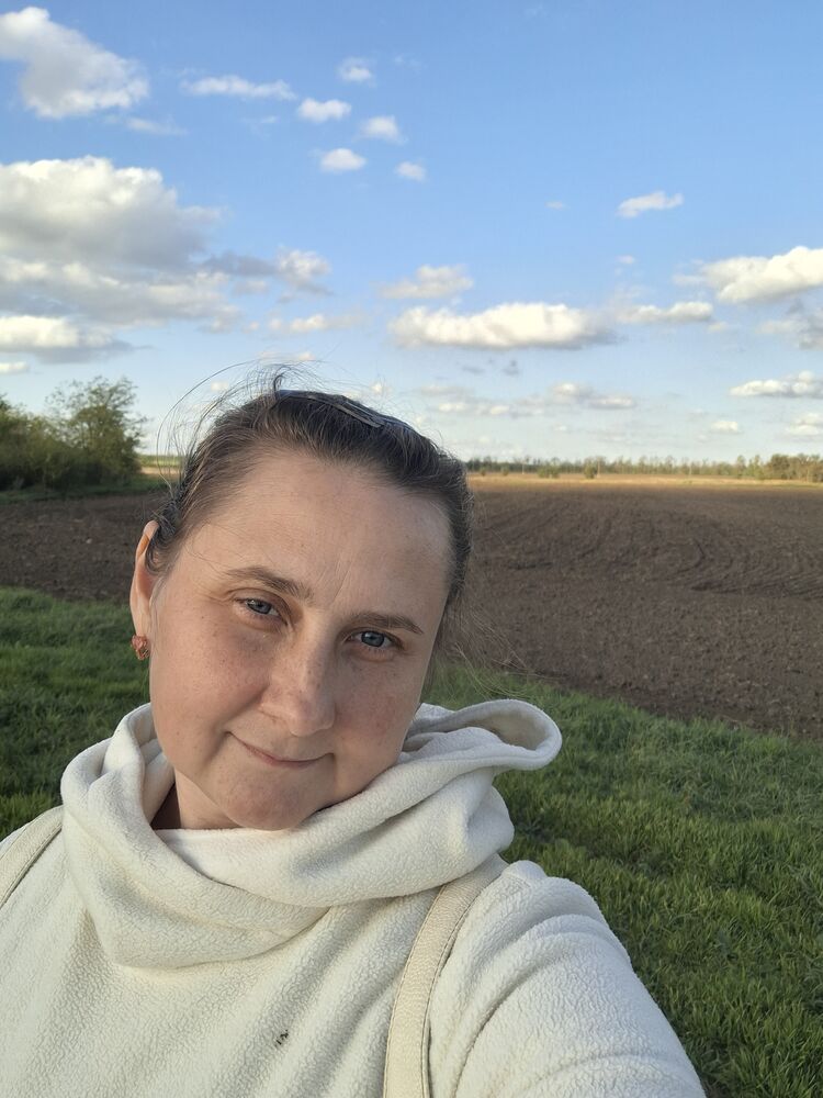  54220232  , 41 ,    --