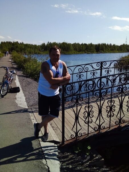  30287892  Andrey, 52 ,    
