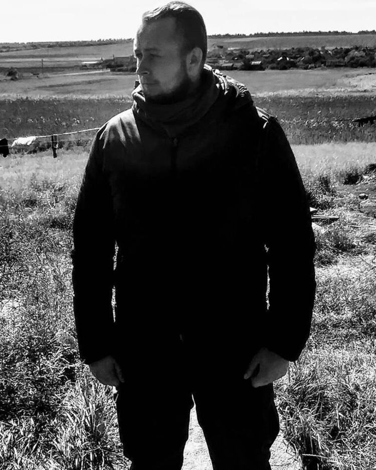  15788782  Andriy, 30 ,    
