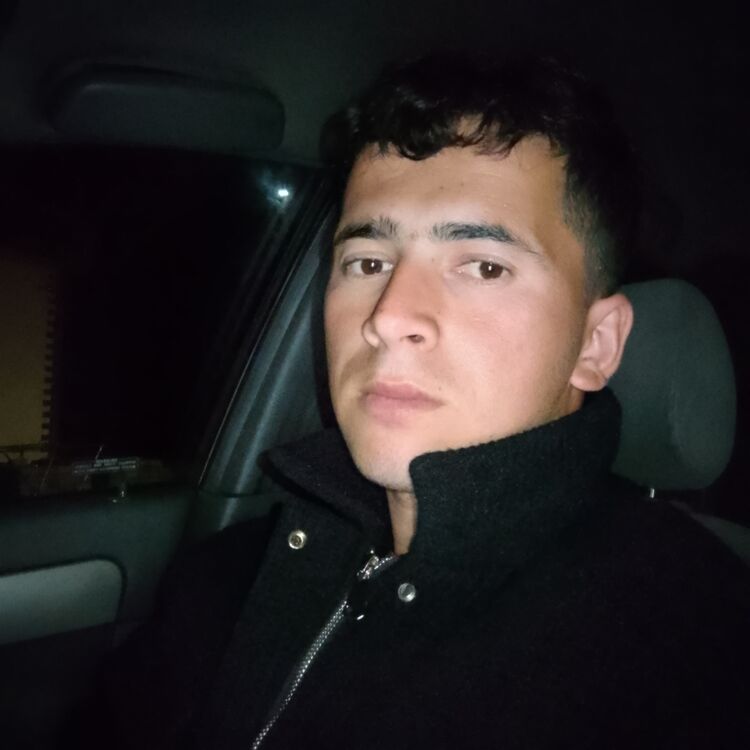  52477522  Jasur, 26 ,    