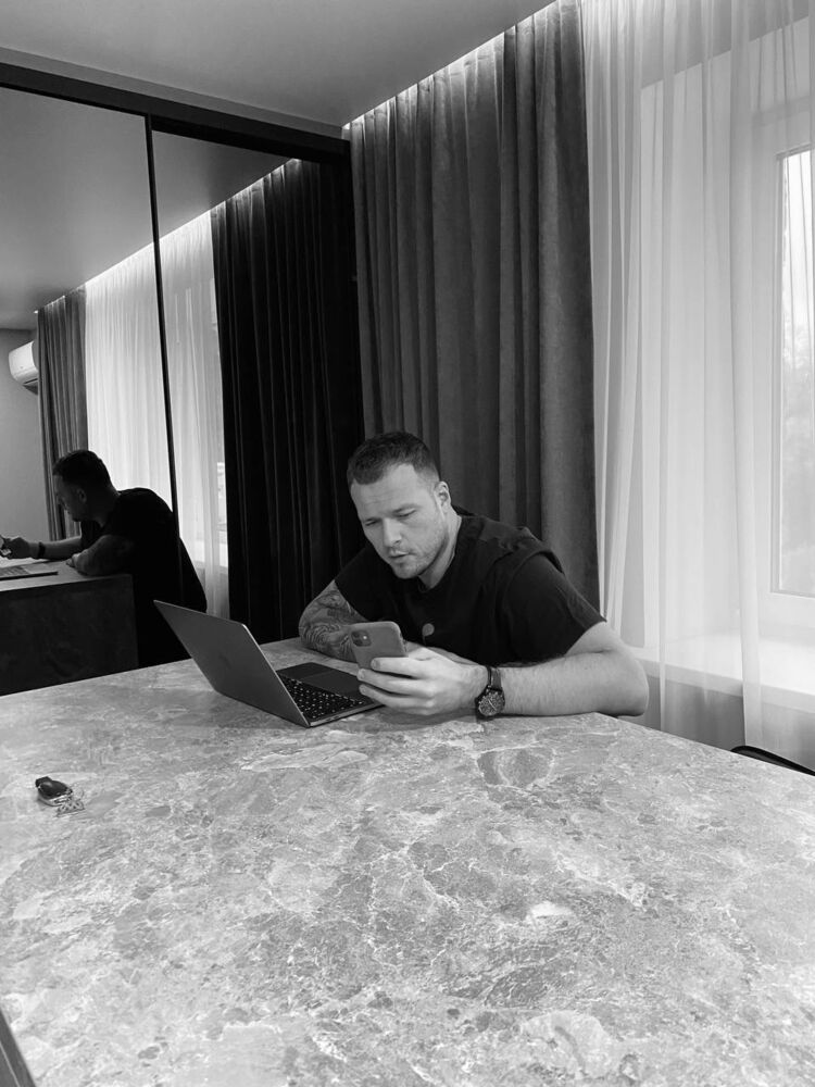  Warszawa,   Alexandr, 37 ,   , 