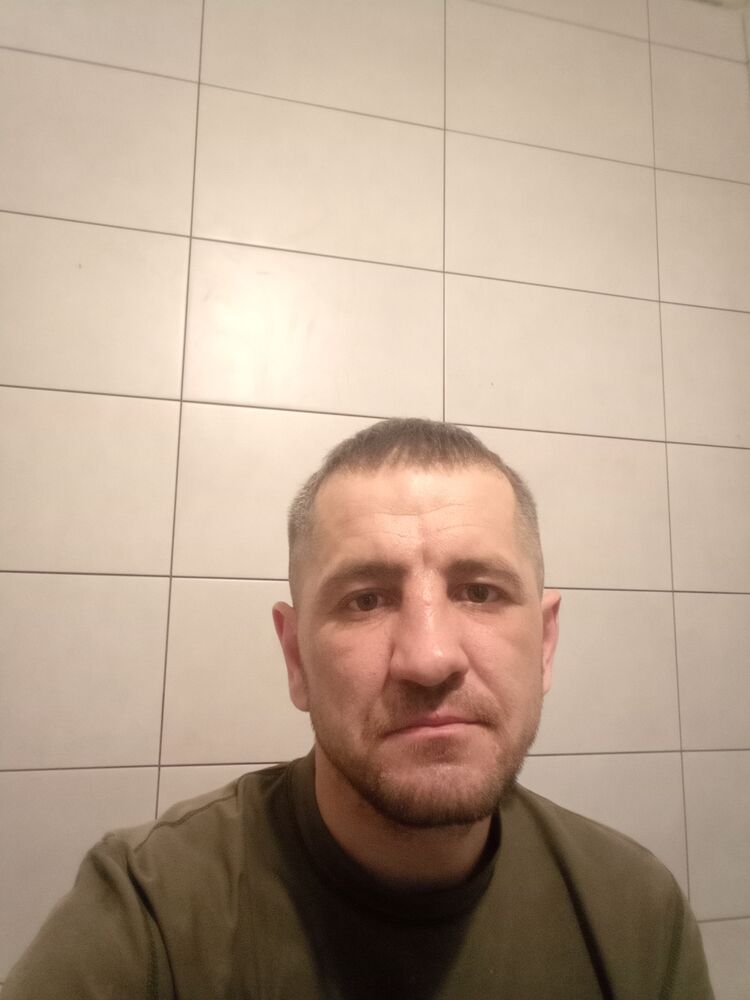  ,   Slava, 40 ,   ,   