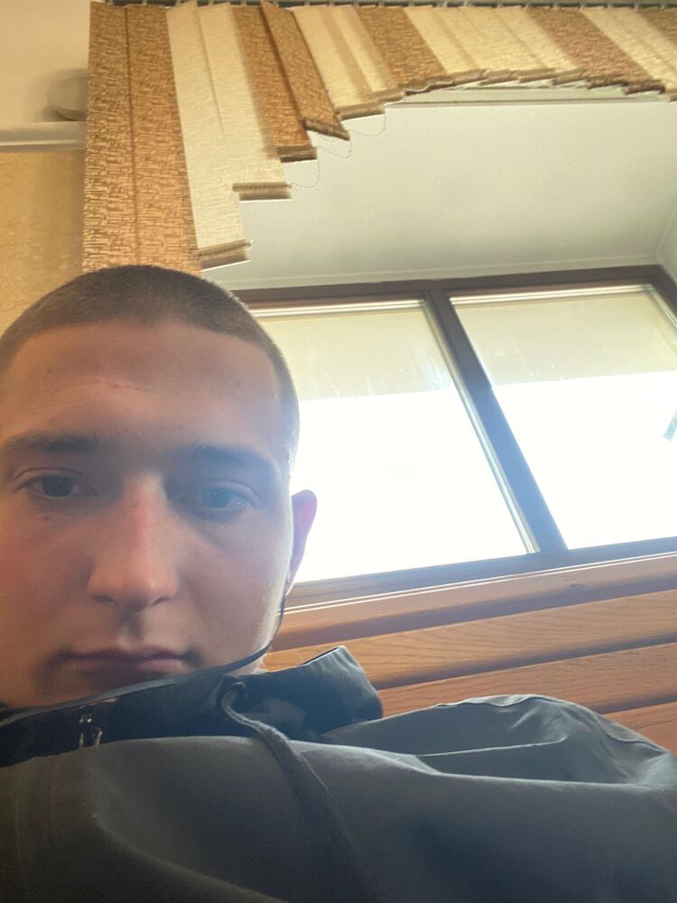  31703512  , 23 ,    