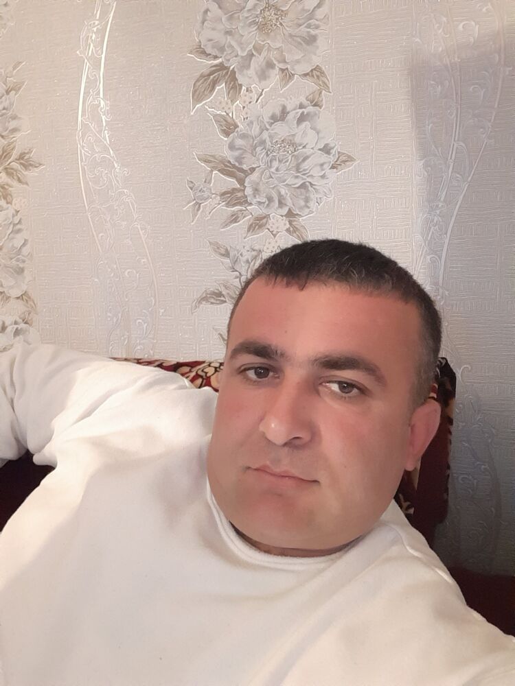  42961562  , 44 ,    
