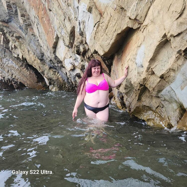  ,   Unna, 38 ,   c 