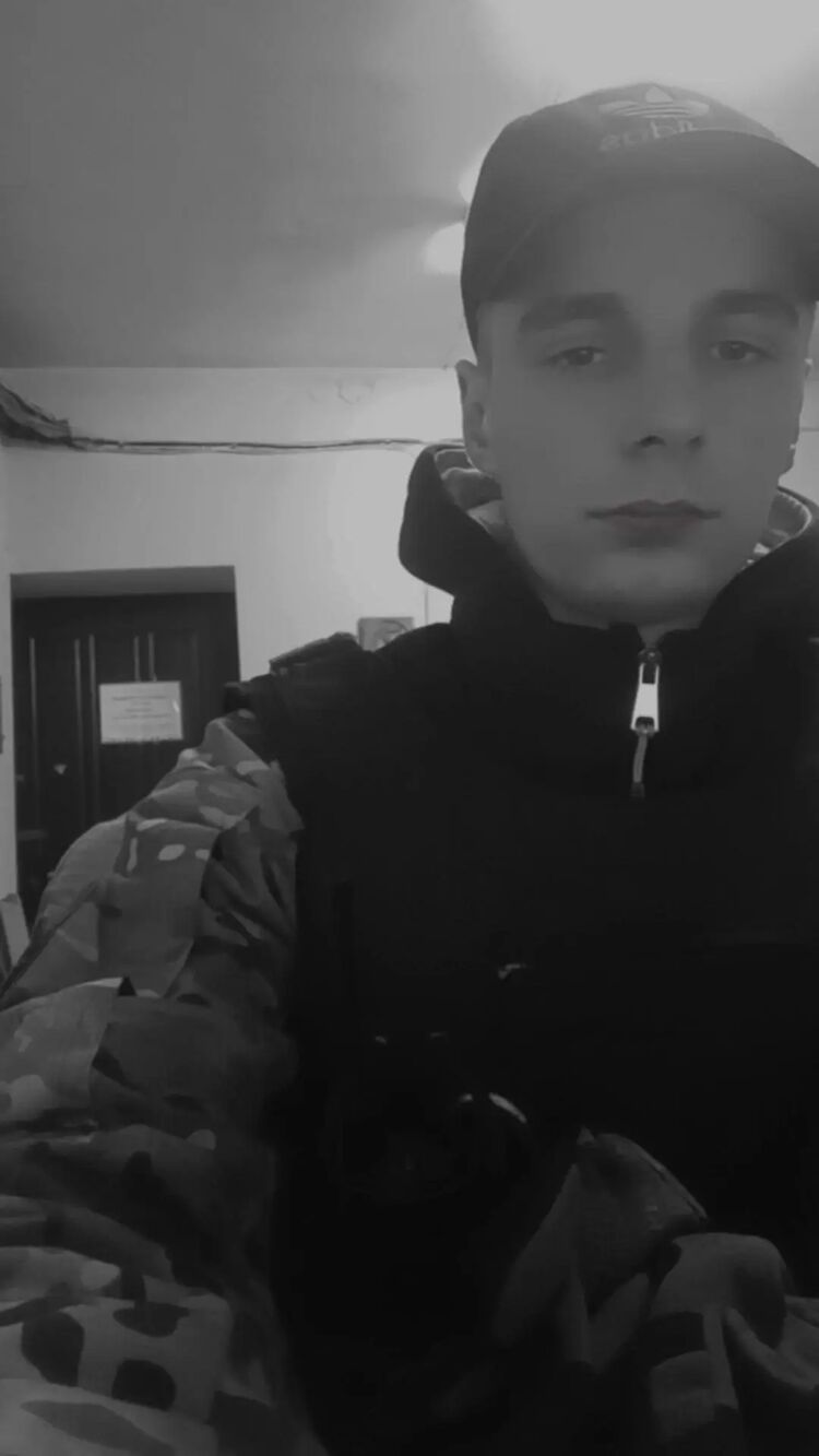 ���� 42380372 ����� ������, 23 ����, ���� ���������� � �����