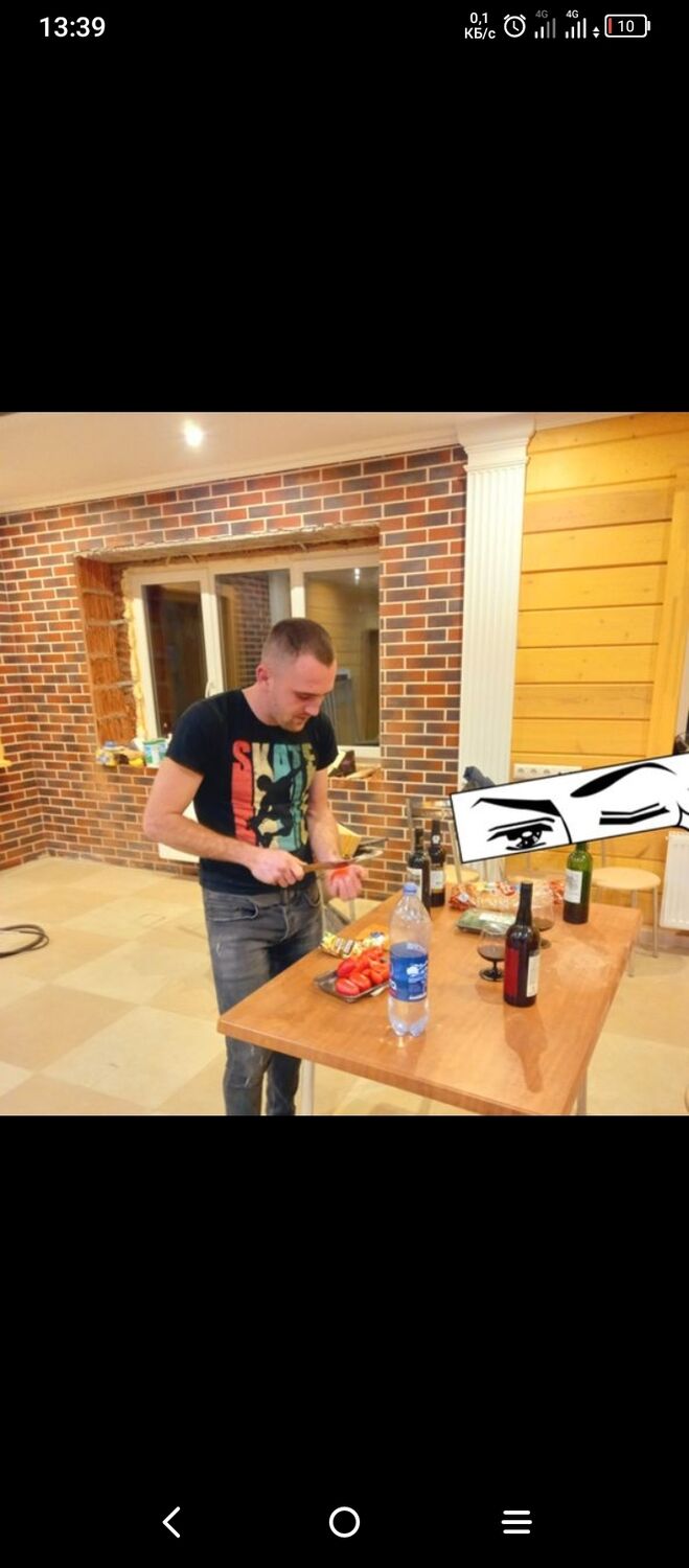  43290792  Dorin, 28 ,    