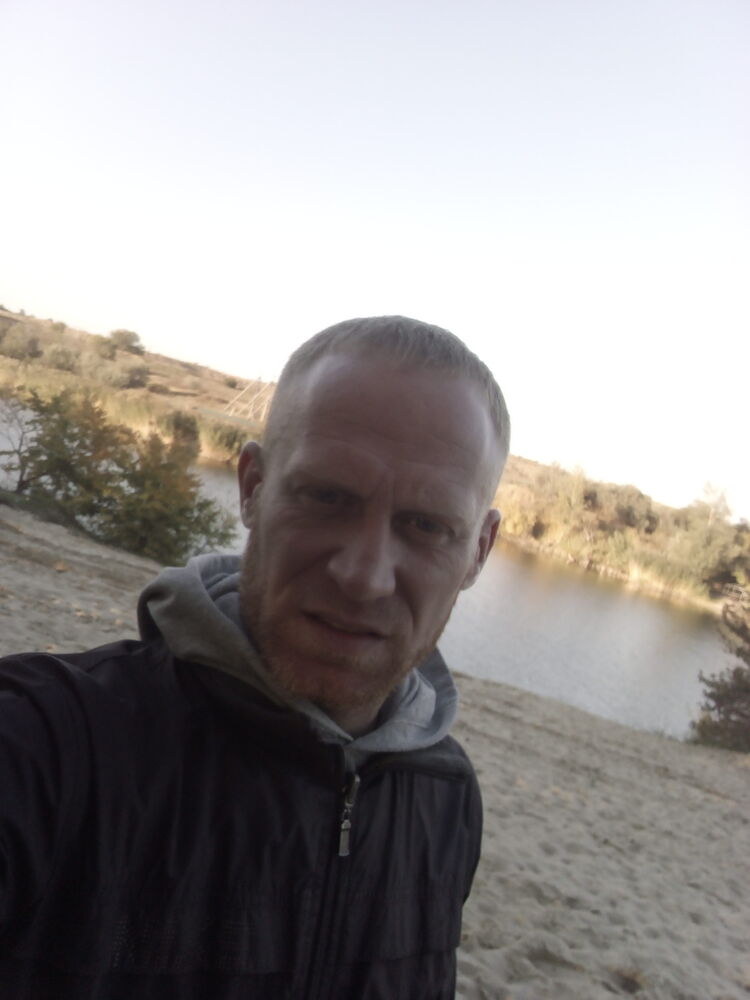 ���� 24592702 ������� ����, 37 ���, ���� ���������� � ����������