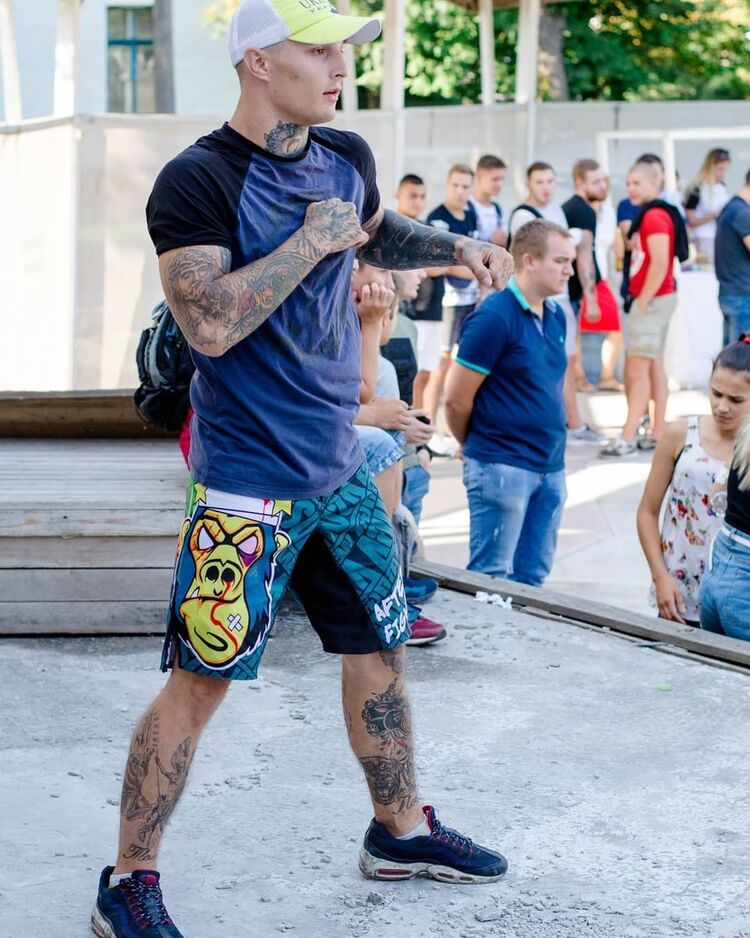 ���� 16235472 ������� ����, 32 ����, ���� ���������� � ��������