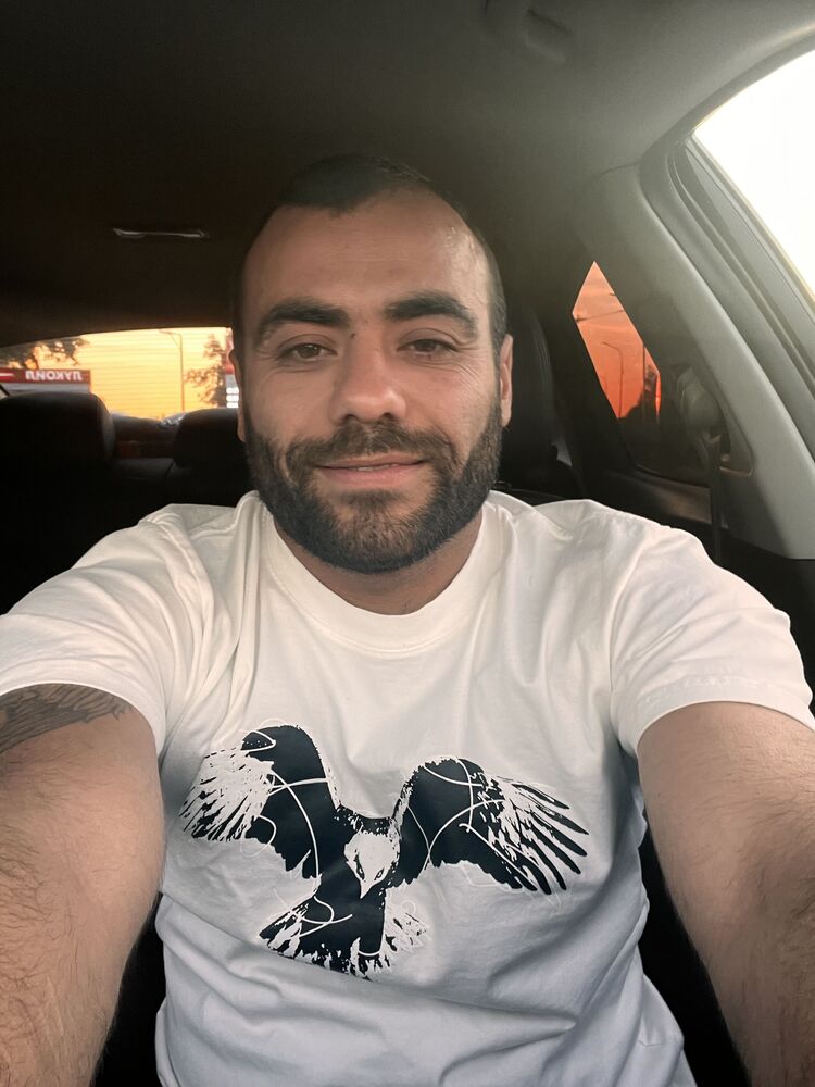  52766422  , 31 ,    -