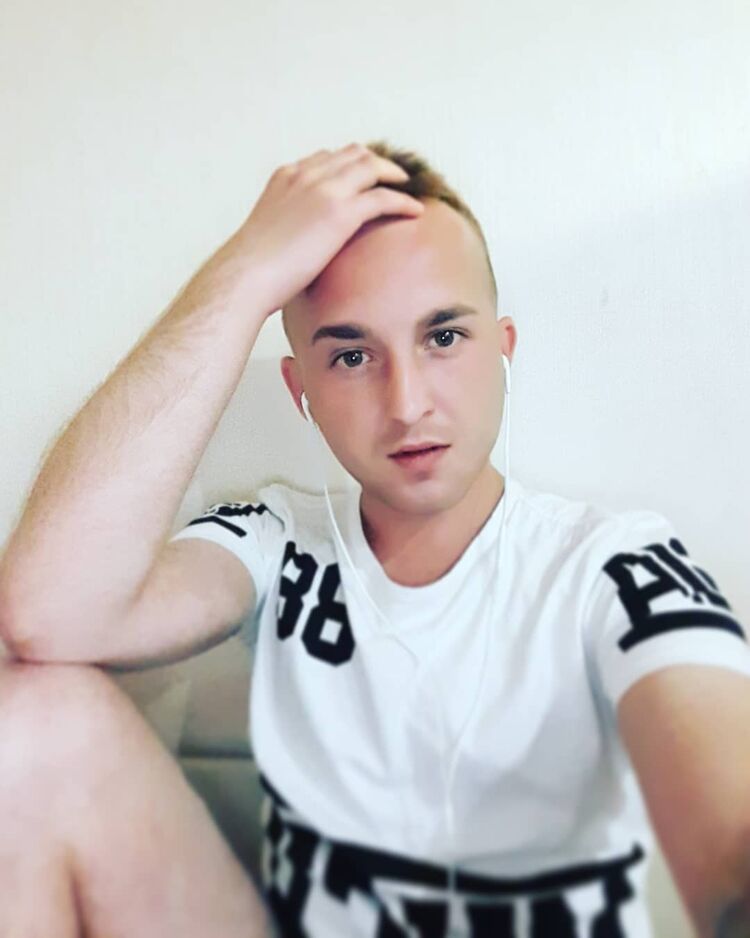  ,   Ales, 27 ,   ,   , c 