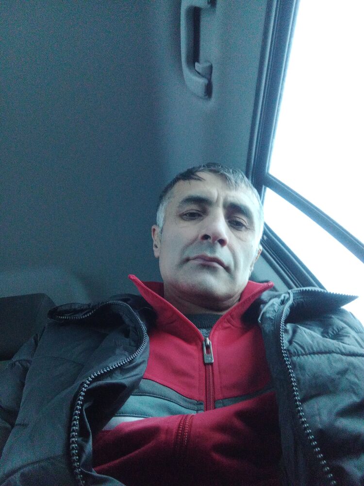  48403952  Abduvokhid, 47 ,    -