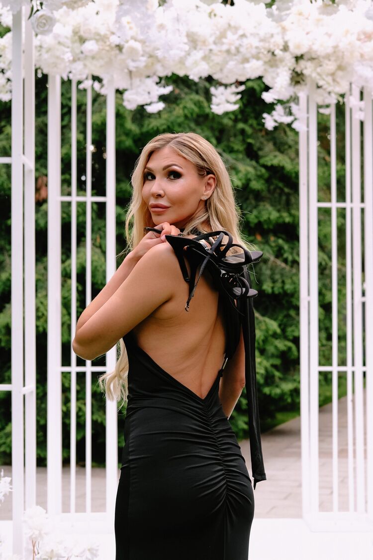  51524232  Uliana, 35 ,    