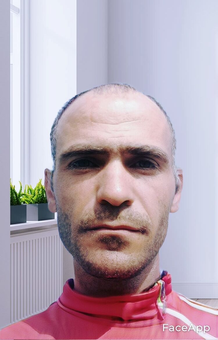  23068992  Zzauu, 35 ,    