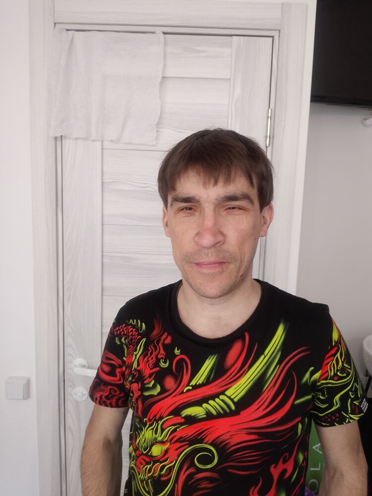  51813582  , 37 ,     