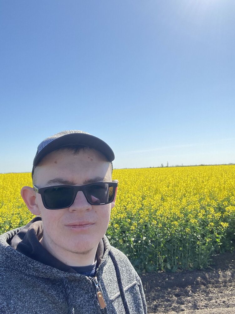  32796302  , 21 ,    