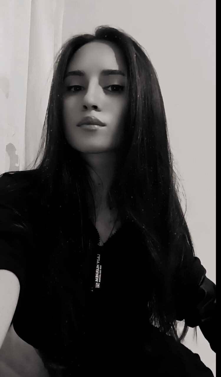 ���� 56387922 ������� Alexa, 21 ���, ���� ���������� � �����