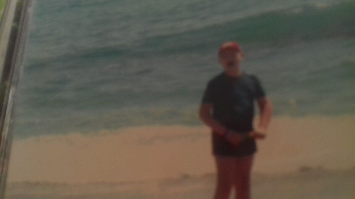  18489652  Mark, 28 ,    
