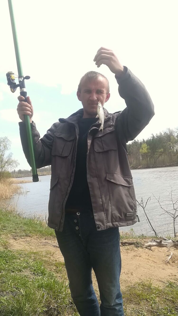  23049332  , 32 ,    