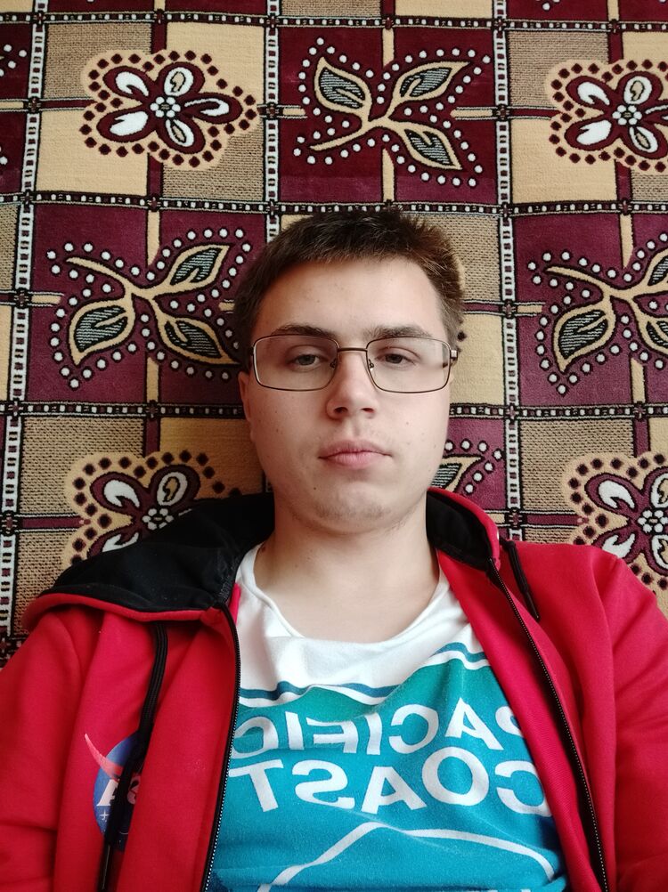  24090542  , 22 ,    