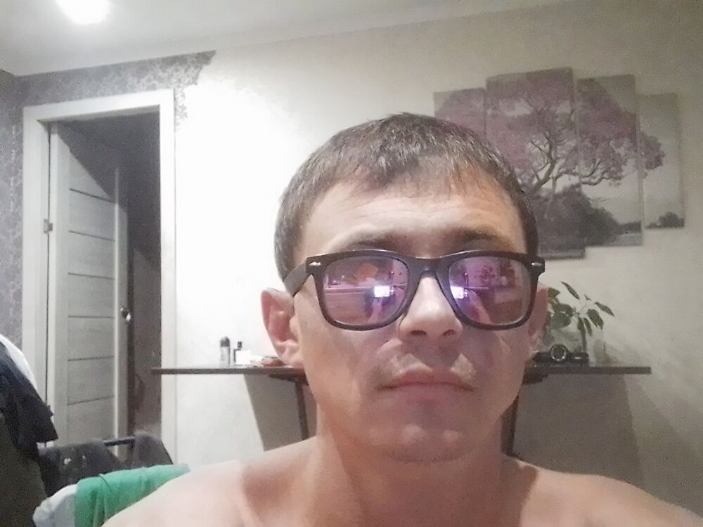  ,   Anatoly, 35 ,   ,   , c , 
