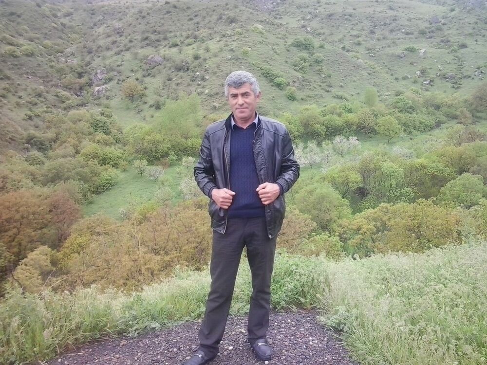  10377022  Arayik, 58 ,    