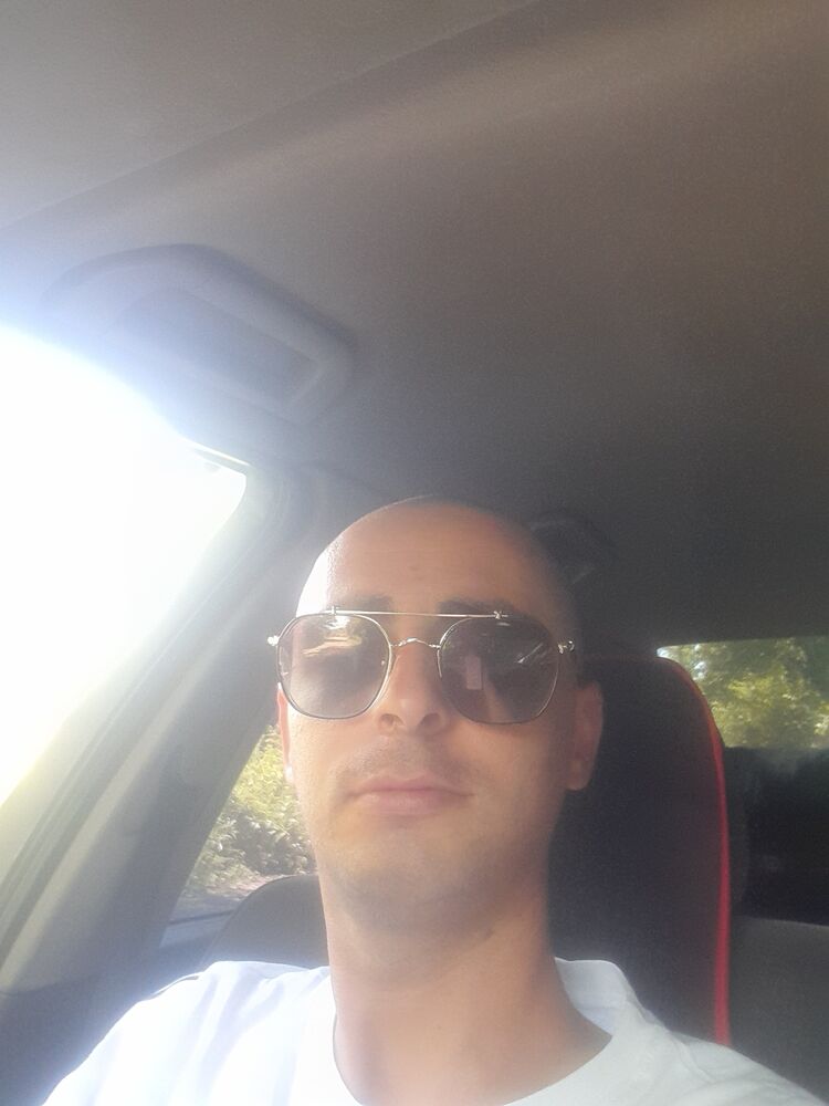  51032342  , 28 ,    