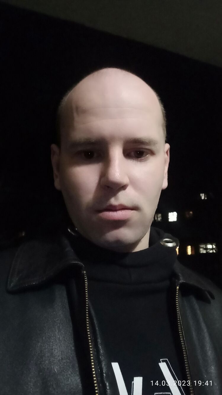  33199592  Twerdochkleb, 41 ,    