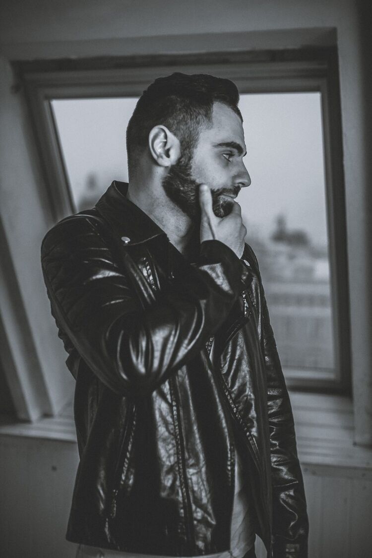 ���� 17613532 ������� AT, 37 ���, ���� ���������� � �����-����������