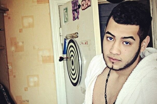  ,   Ali867788787, 32 ,   