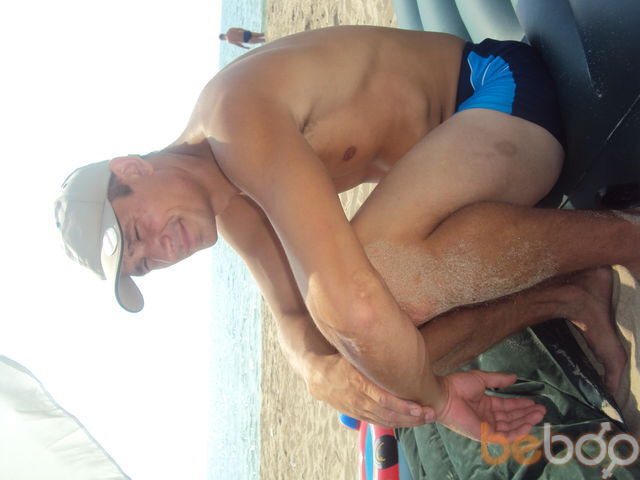  ,   Alex, 43 ,   
