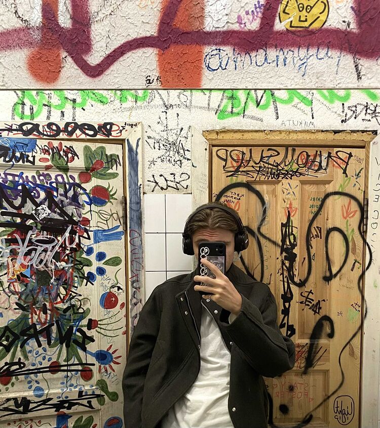 ���� 38253482 ����� ����, 21 ���, ���� ���������� � ������