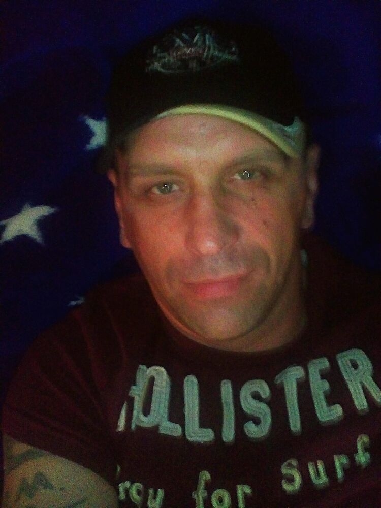  ,   Ruslan, 44 ,   ,   , c 