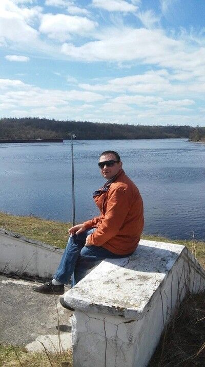  15519592  Gleb, 46 ,    