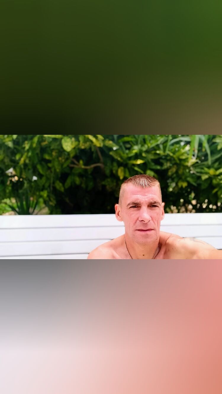  29145472  EVGENIJ, 44 ,    