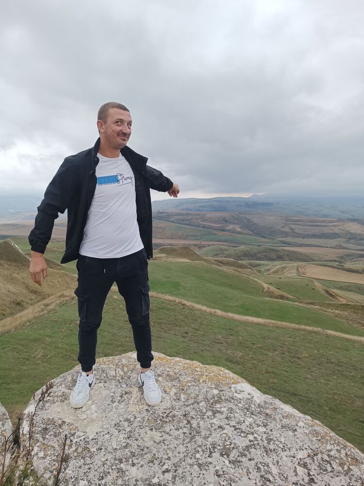  54039822  Djonik, 35 ,    