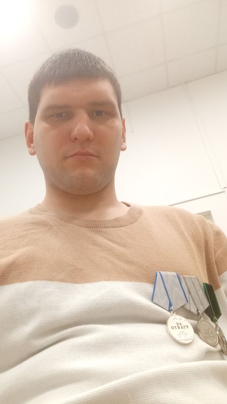  49118062  , 29 ,    
