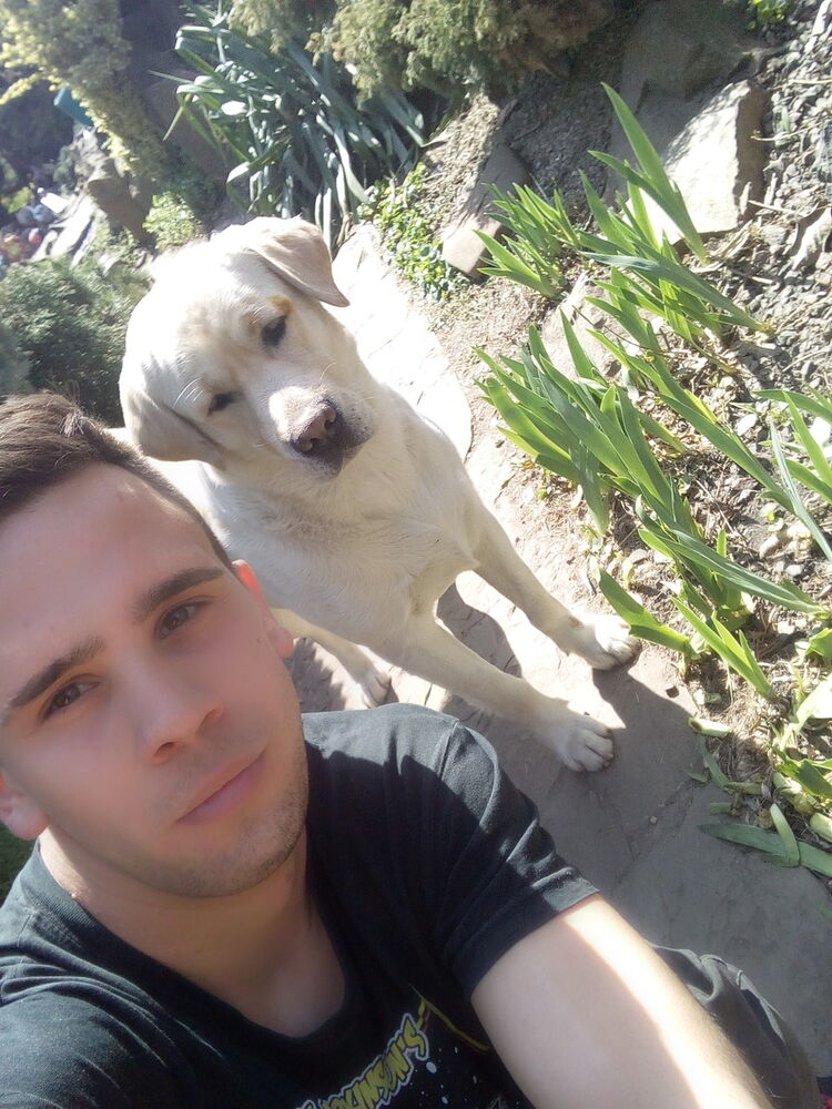  15914932  Igor, 29 ,    