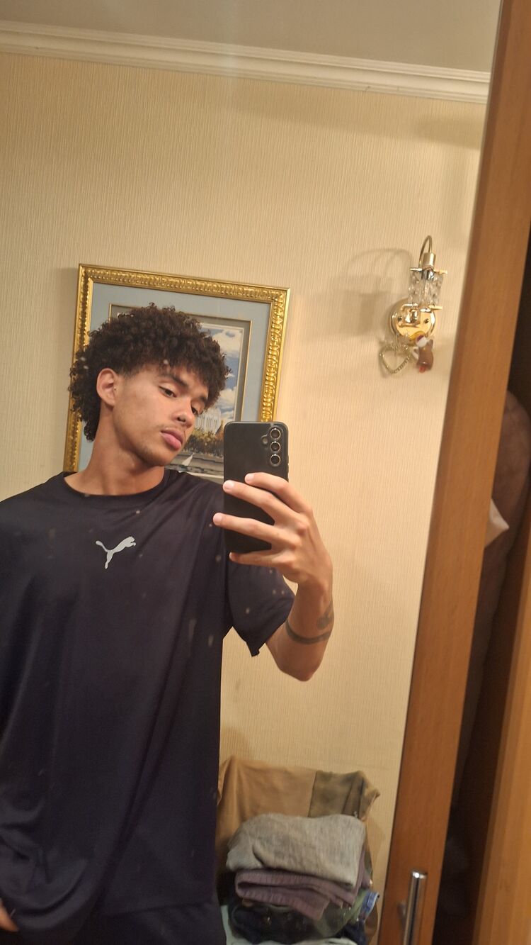  44446662  Ronal, 20 ,    