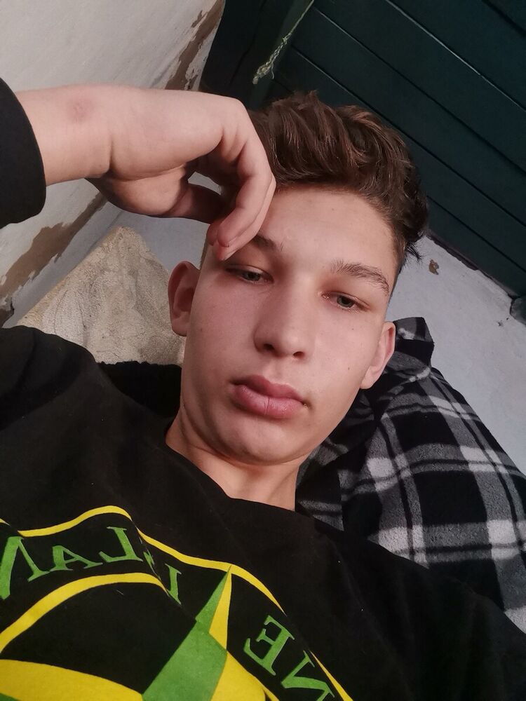  22335752  , 25 ,    