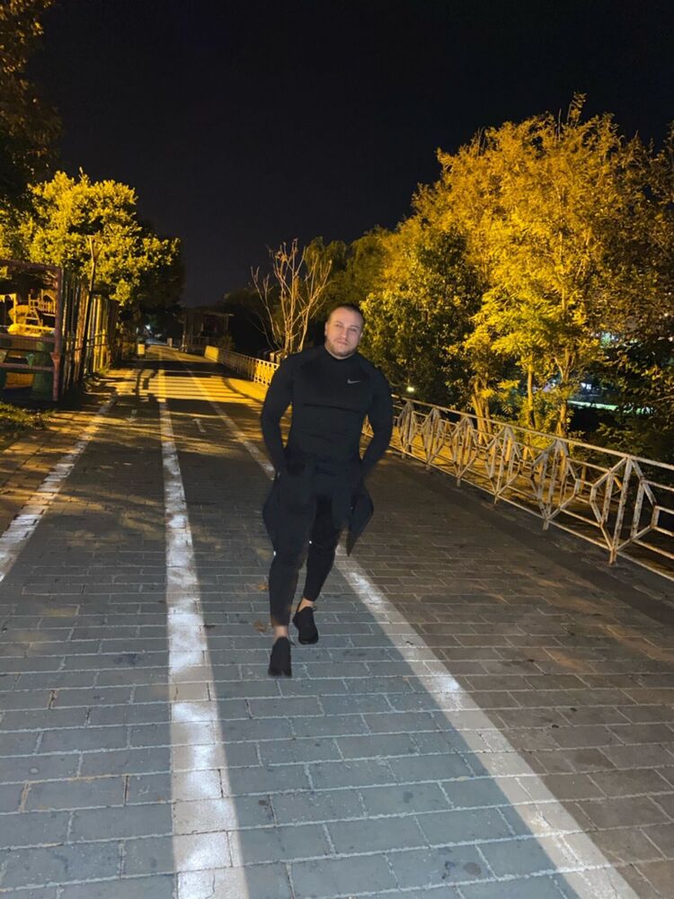  22660812  Murat, 37 ,    