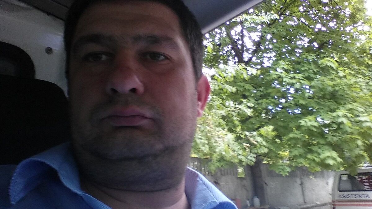  5975402  Jora, 41 ,    