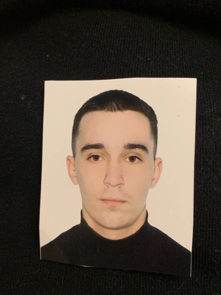  40258352  , 22 ,    