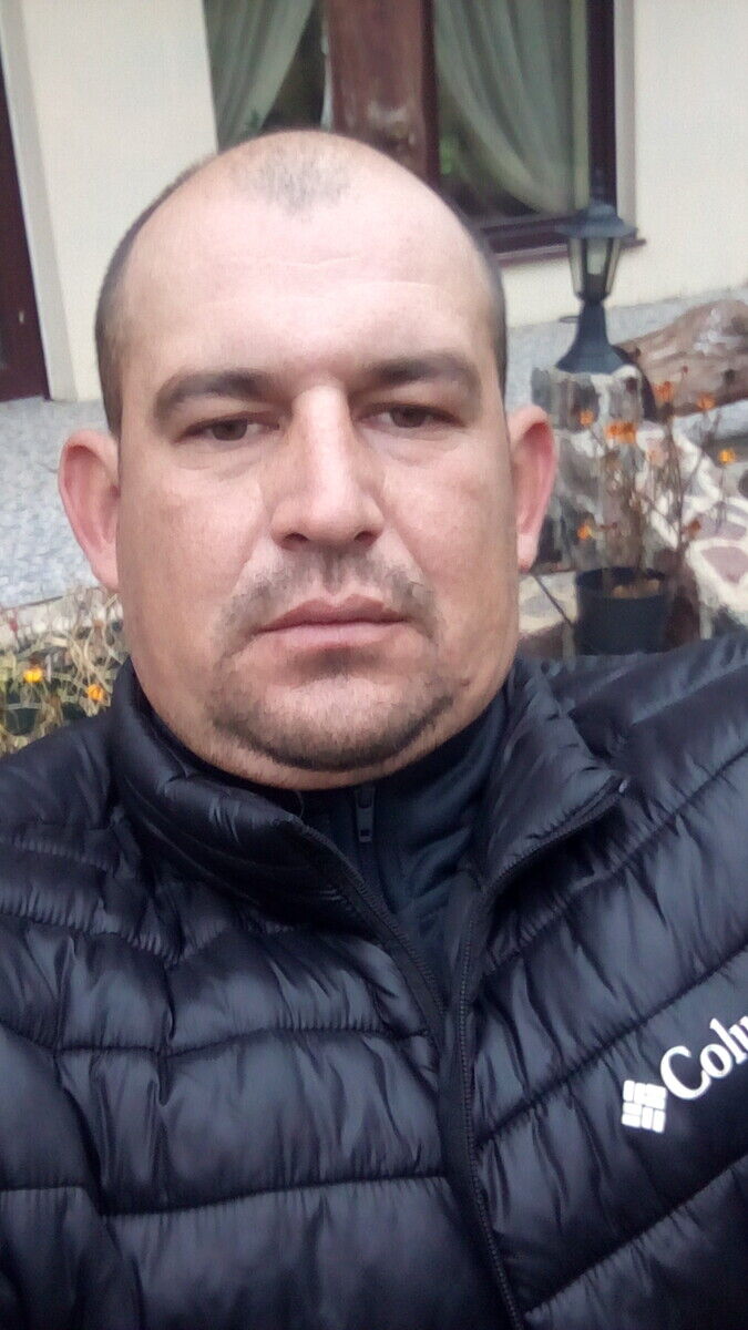  21304952  , 40 ,    